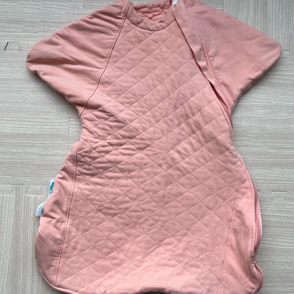 Baby Loves Sleep co Organic Quilted Pink Baby Sleep Sack size 3-6 months TOG 1.5